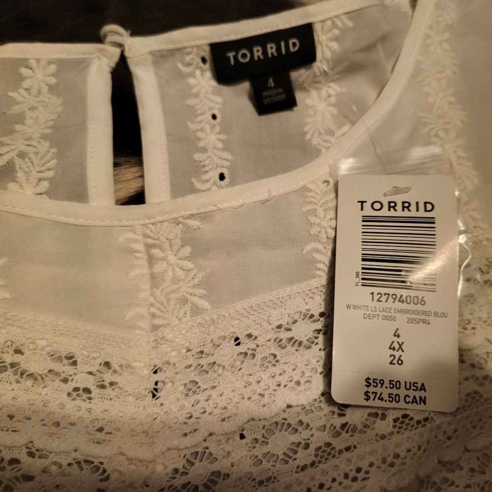 Torrid top - Picture 2 of 3